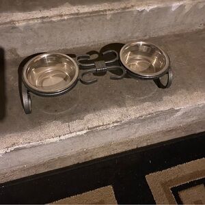 Metal Double Pet Bowl Stand